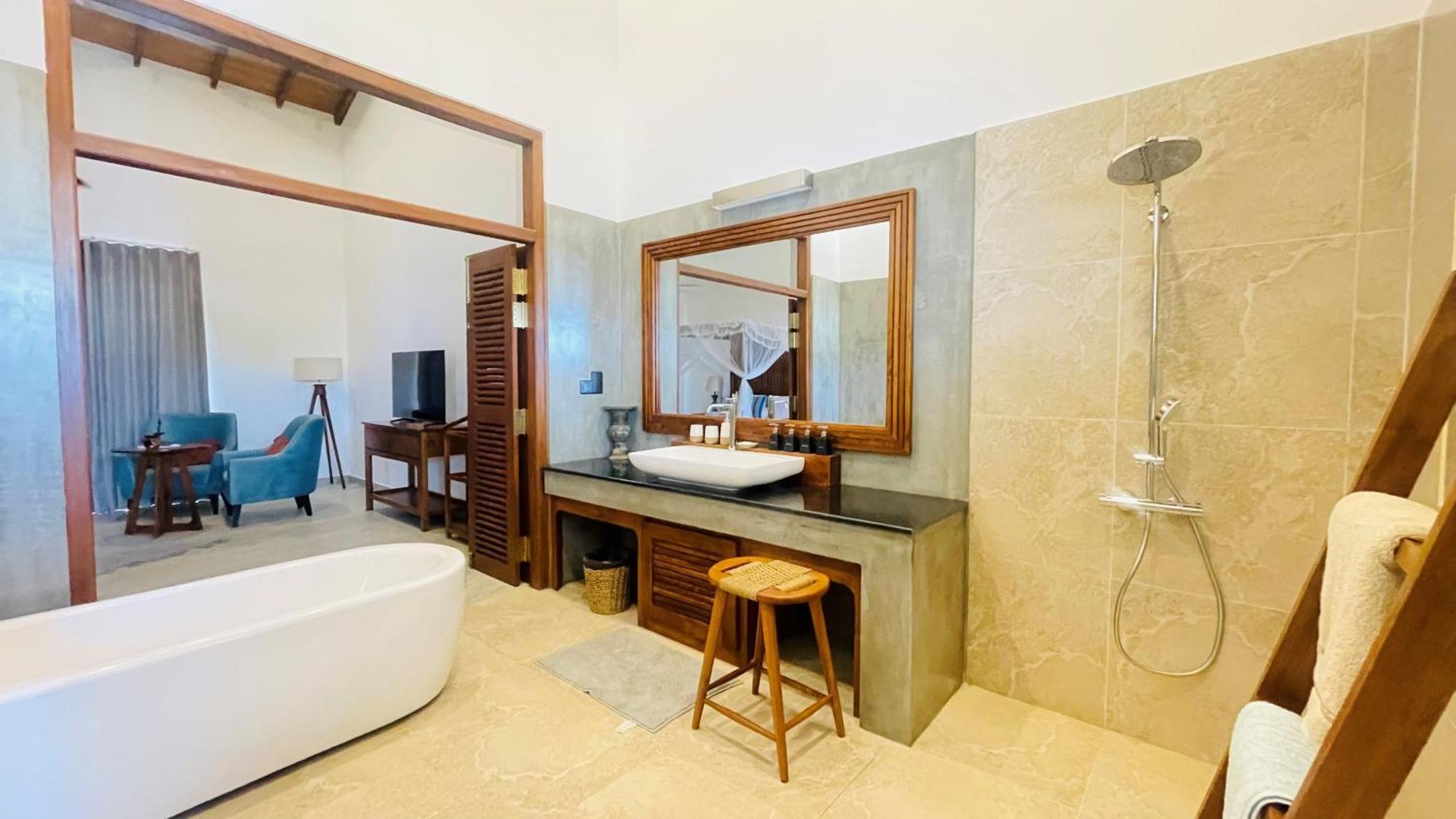 Sea Star Boutique Hotel هيكادوفا المظهر الخارجي الصورة